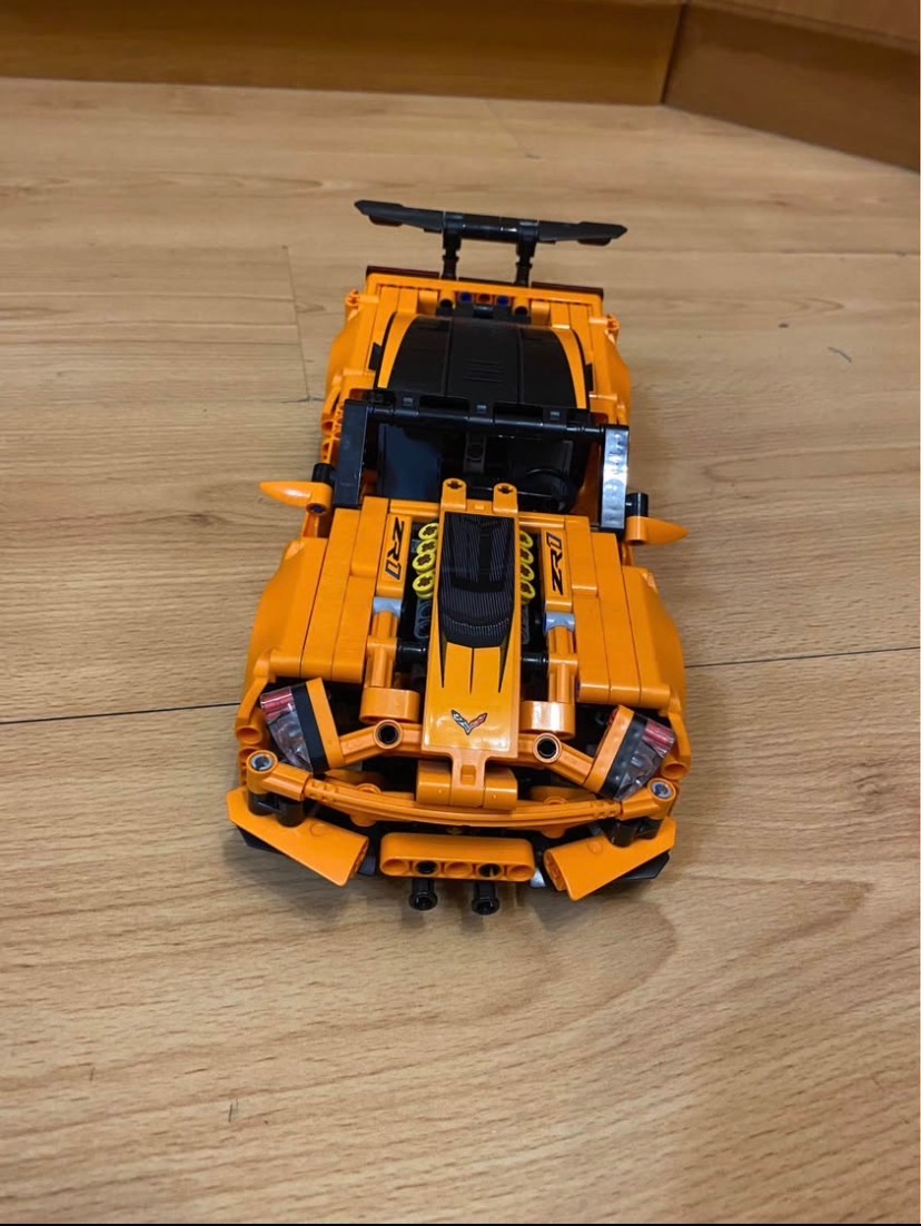 Lego technik 42093, auto Corvette. - 4