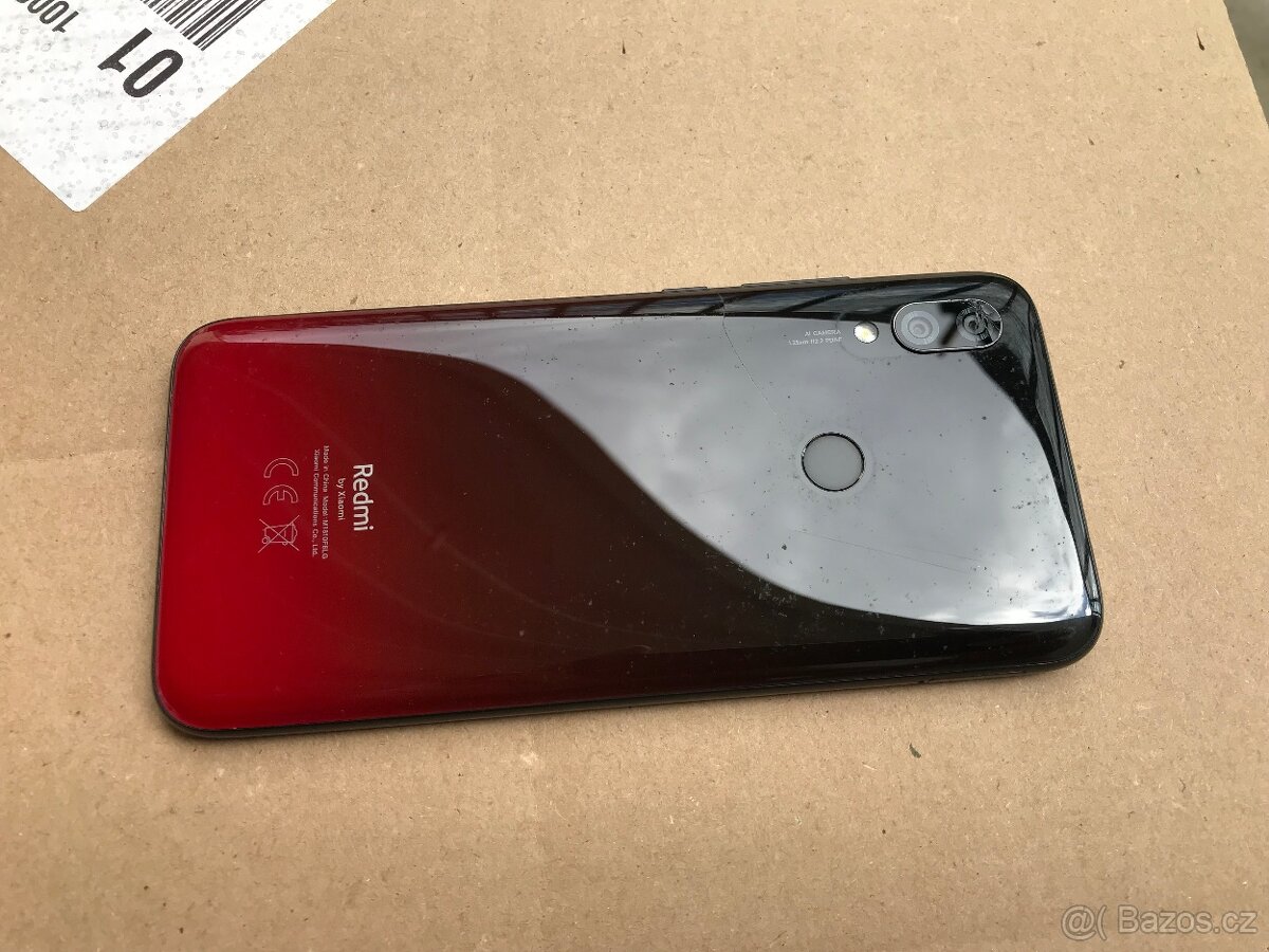 Xiaomi Redmi 7 - mírné poškození - 4