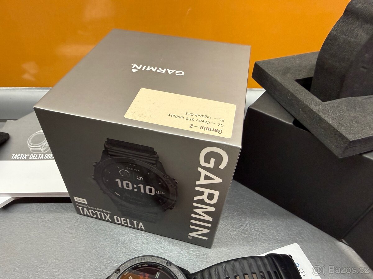 Garmin Tactix Delta Solar Sapphire - zachovalé - 4