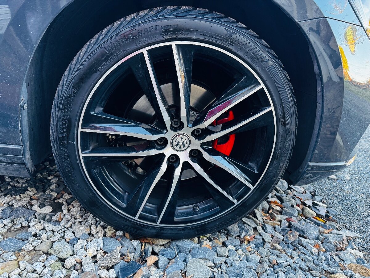 5x112 r19, 235/40 r19 Kumho winter - zanovni - 4