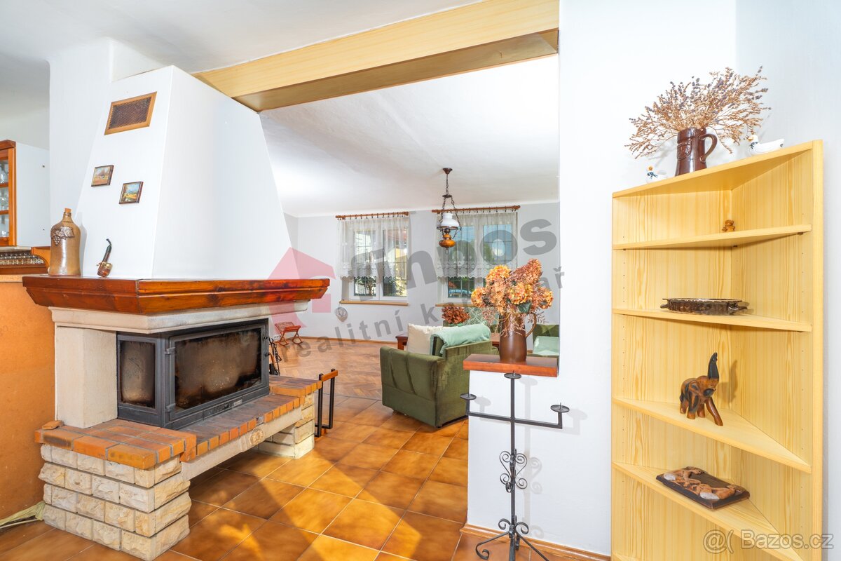 Prodej půvabného domu + stavební parcela v Malém Ježově, obe - 4