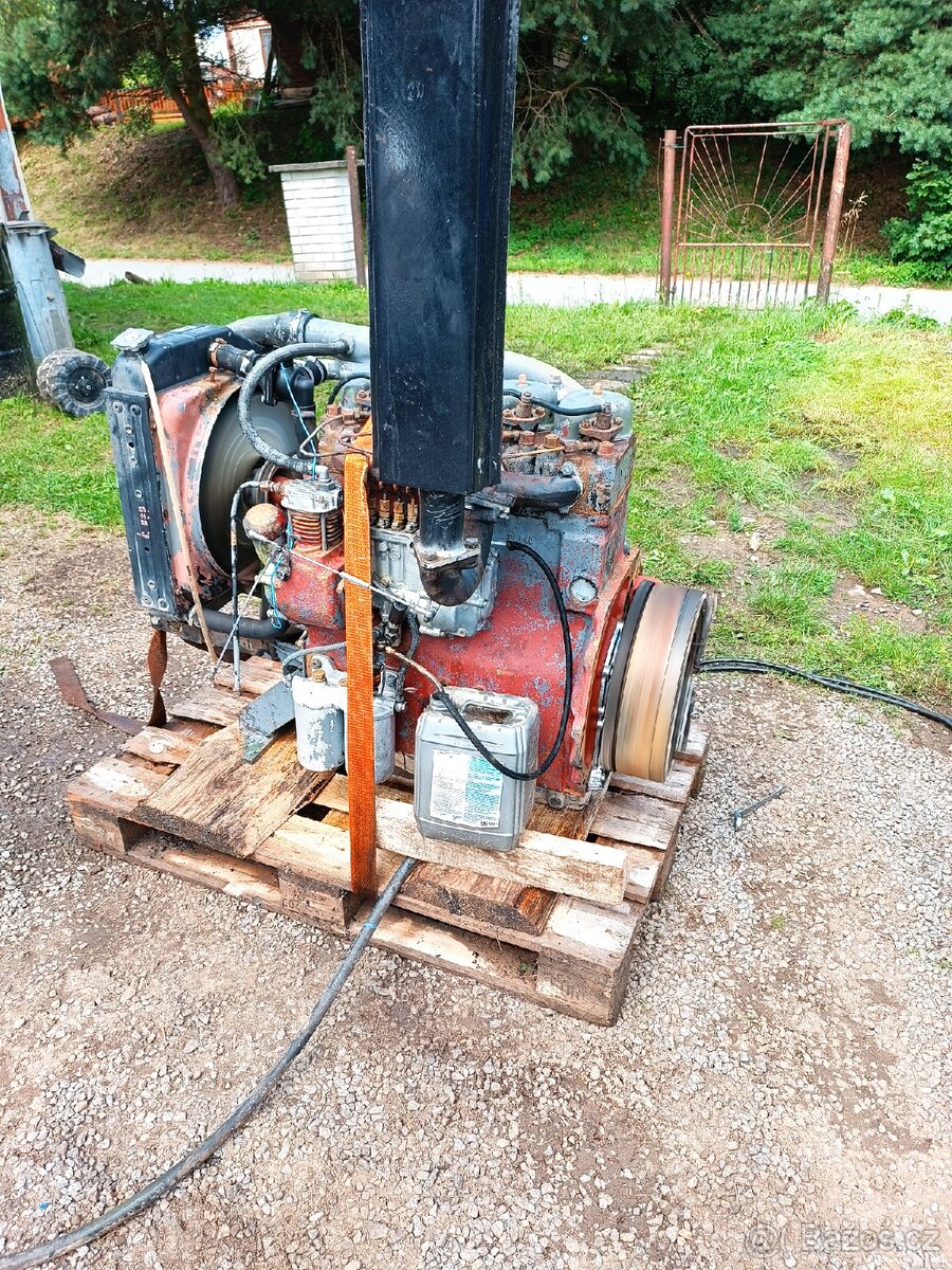 Zetor 7245 motor - 4