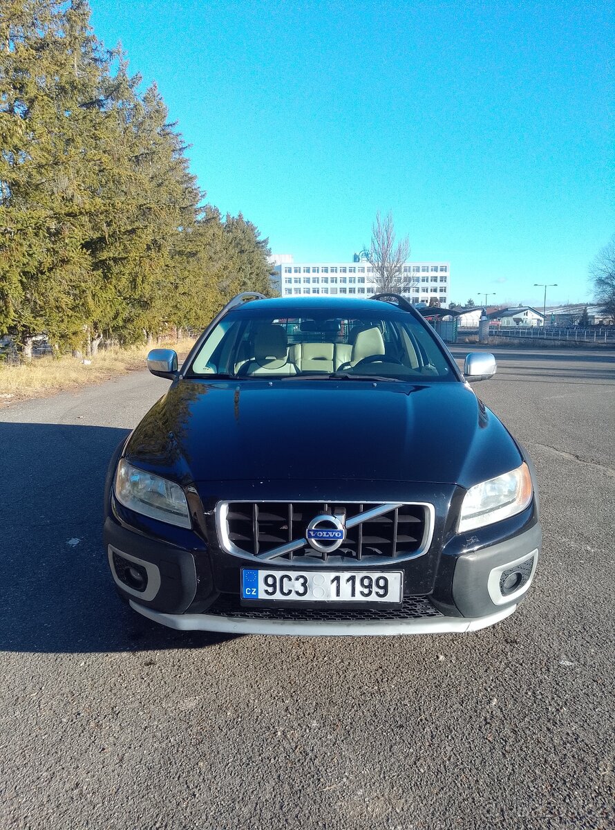 Volvo XC70 D5 AWD automat - 4