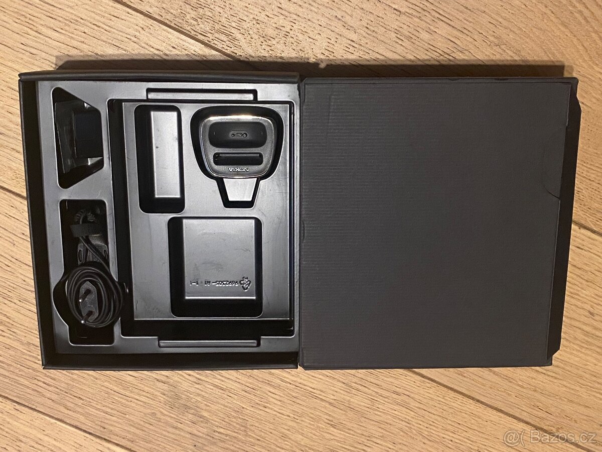 Nokia 8800 chrom/stříbrný - 4