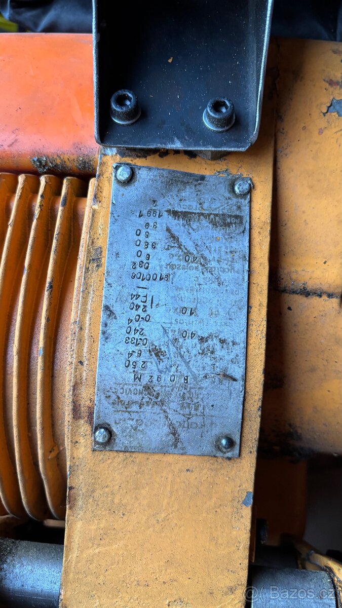 Jeřáb řetězový kladkostroj Balkancar - 4