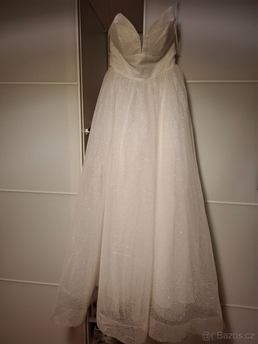 Bílé třpytivé šaty na ramínka - vel. M - 4