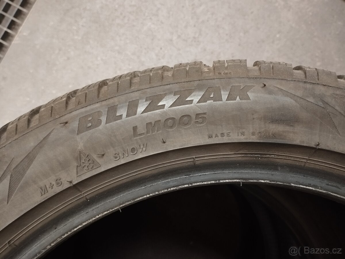 Bridgestone Blizzak 235/45 R18 Zimní - 4