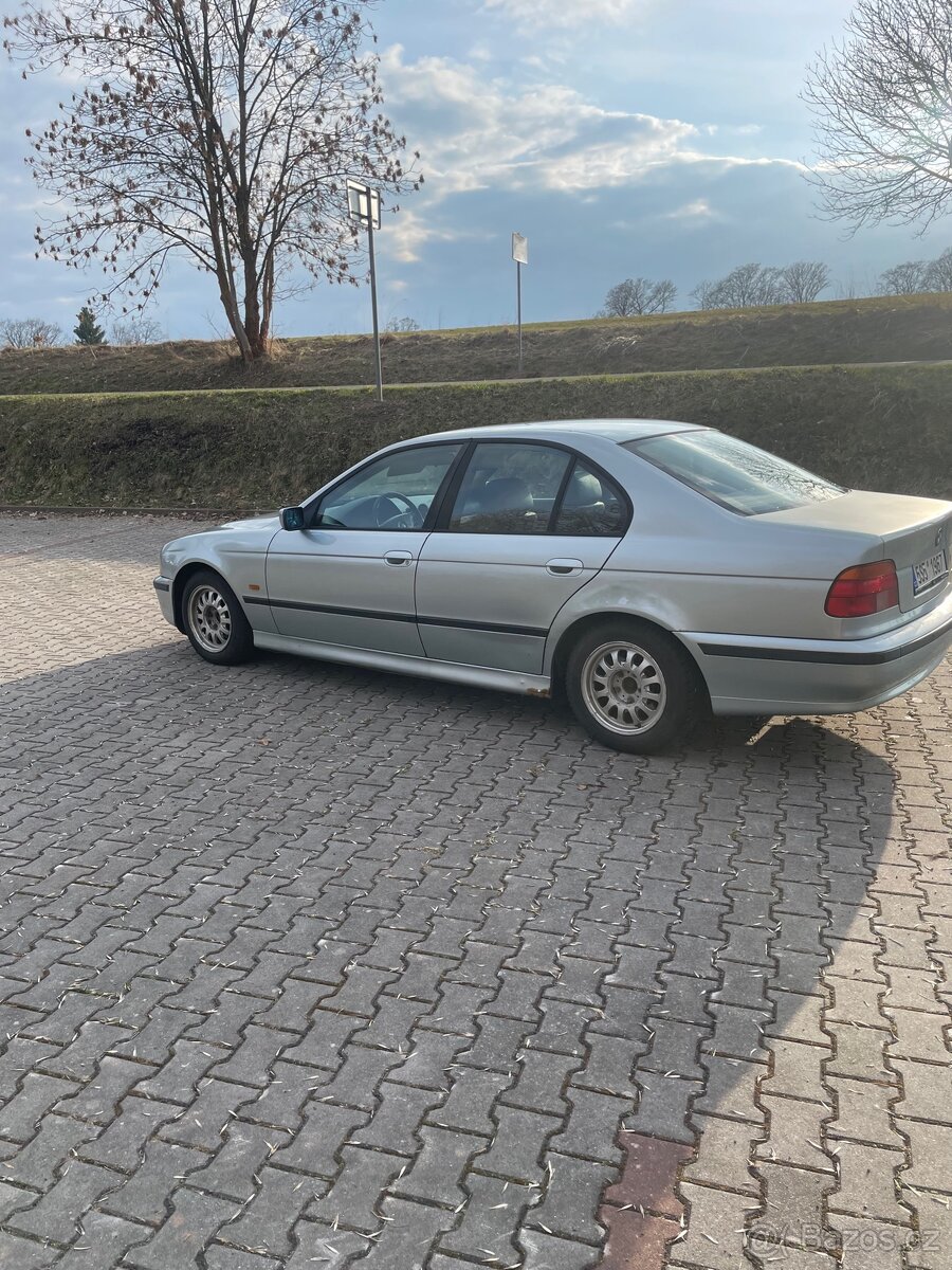BMW E39 525TDS - 4