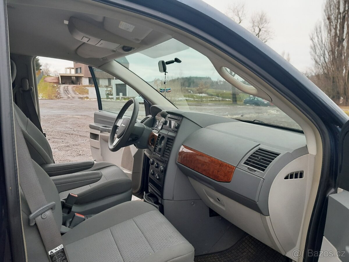 Chrysler Grand Voyager 3.3 B+LPG - 4