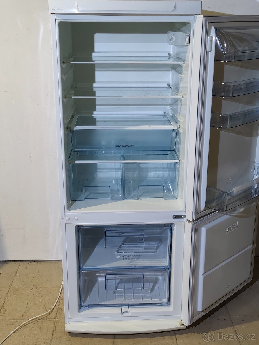 Lednička Gorenje - 4