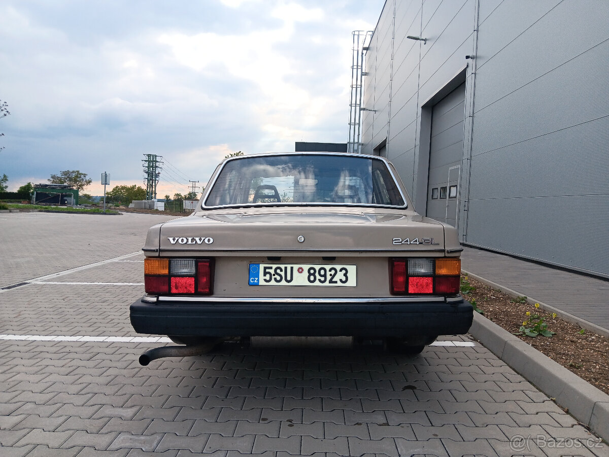 Volvo 244 GL - 4