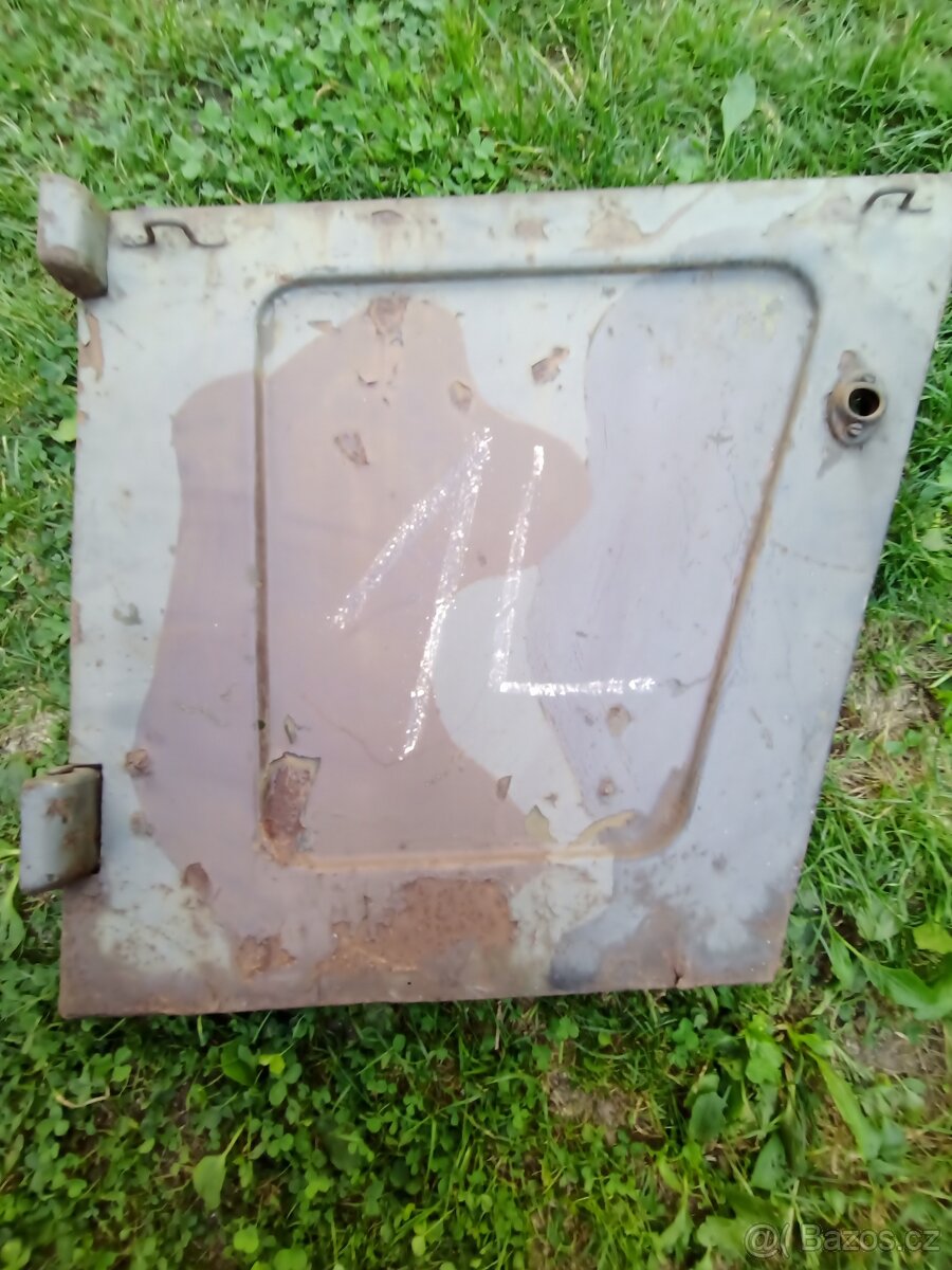 Gaz 69A štábák (komanďor) rám okna, rám dveří, dveře - 4