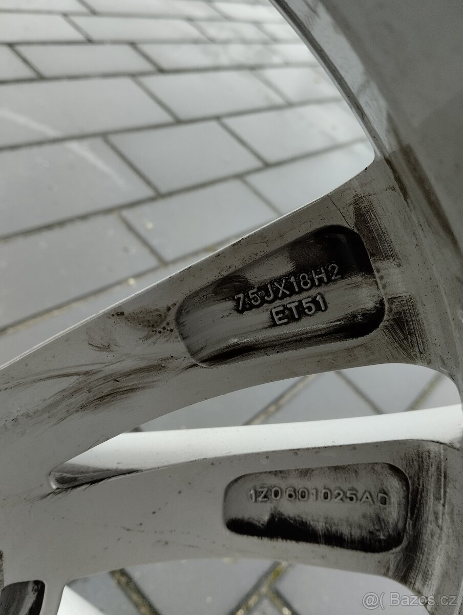 Alu kola 5x112 Octavia RS R18 - 4