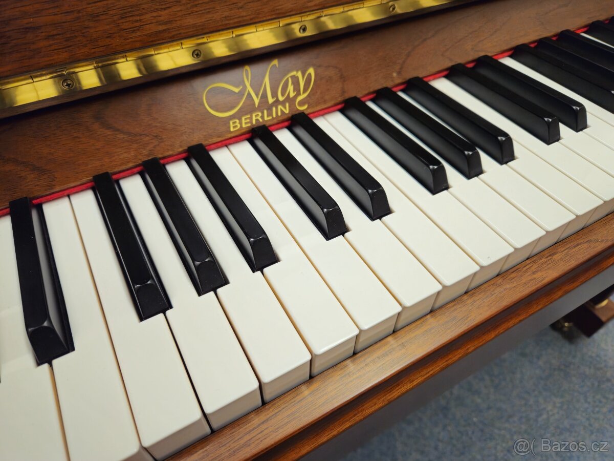 Koncertní pianino May Berlin s dopravou a zárukou 5 let. - 4