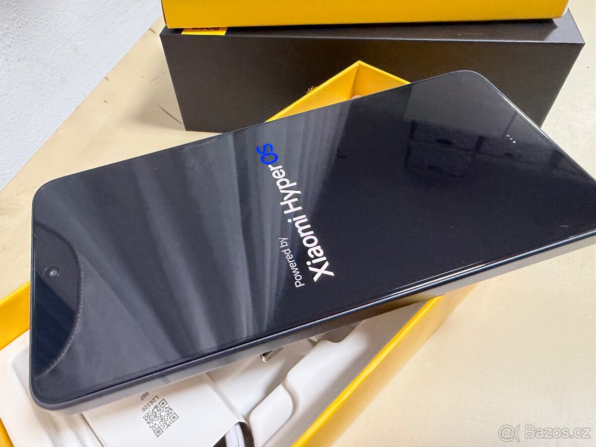 Mobilní telefon Xiaomi Poco F7 Pro 12GB/512GB Černý - 4