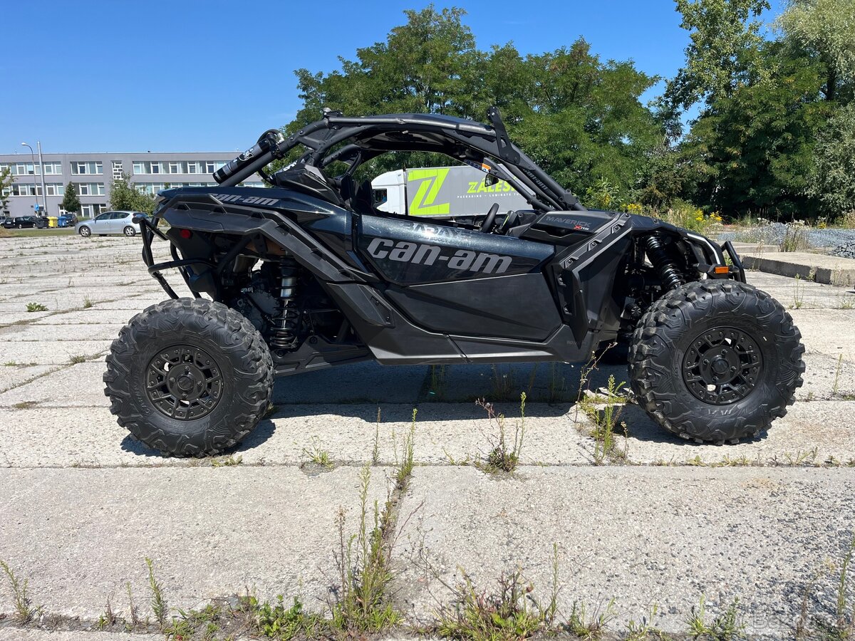 CAN-AM MAVERICK X3 Turbo RS - 4