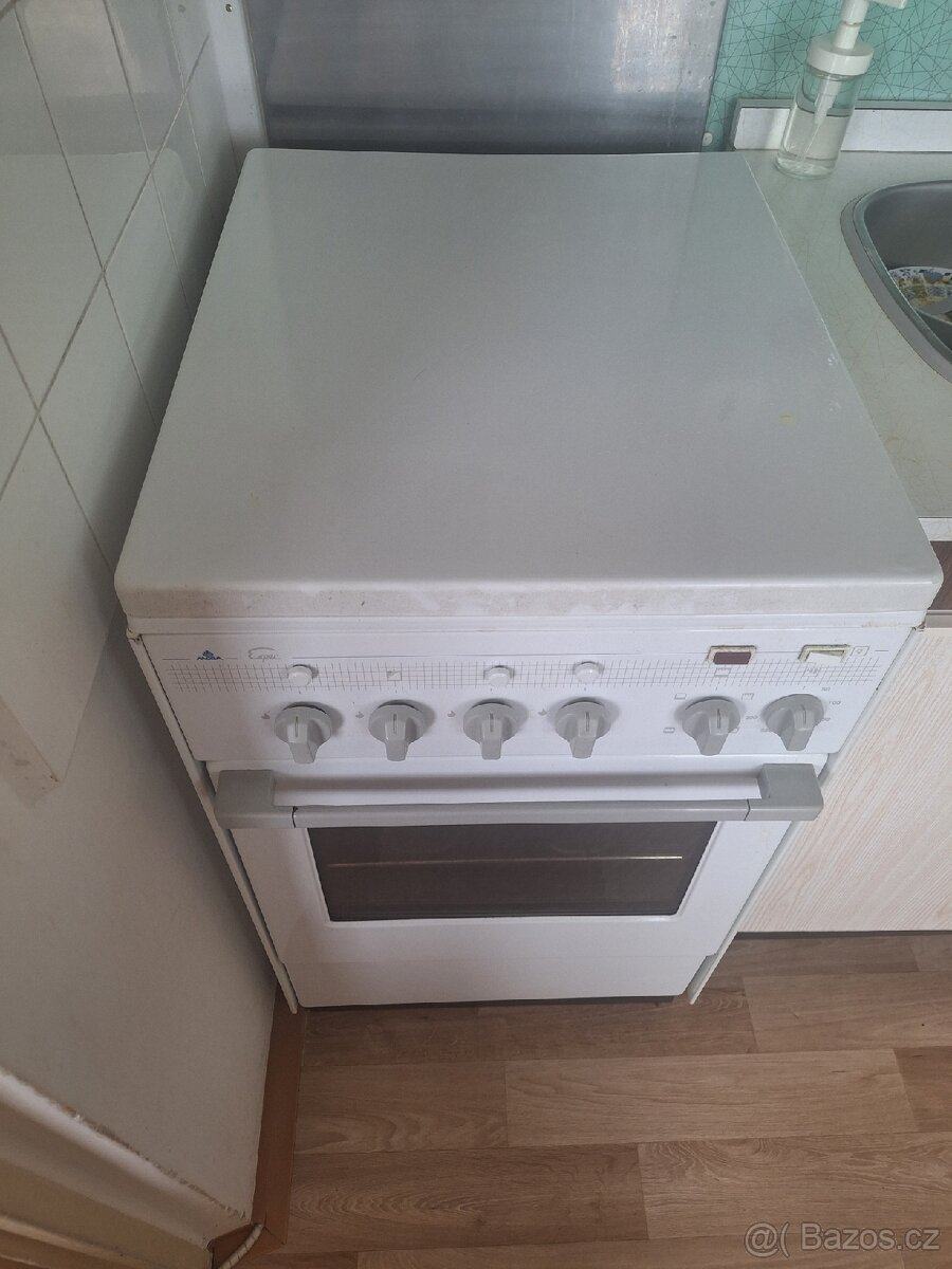 Funkční kombinovaný plynový sporák Mora Esper - 4