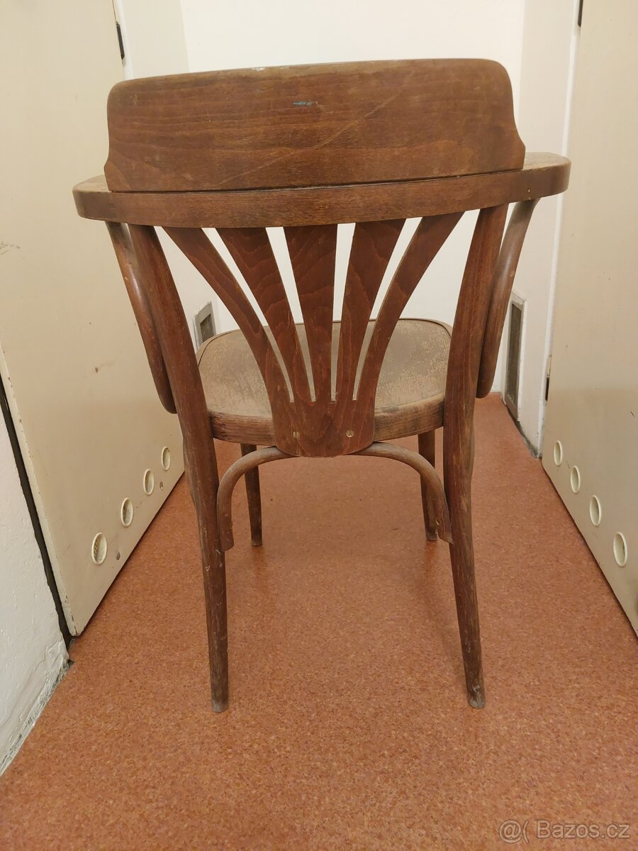 Stará dřevěná židle - 4