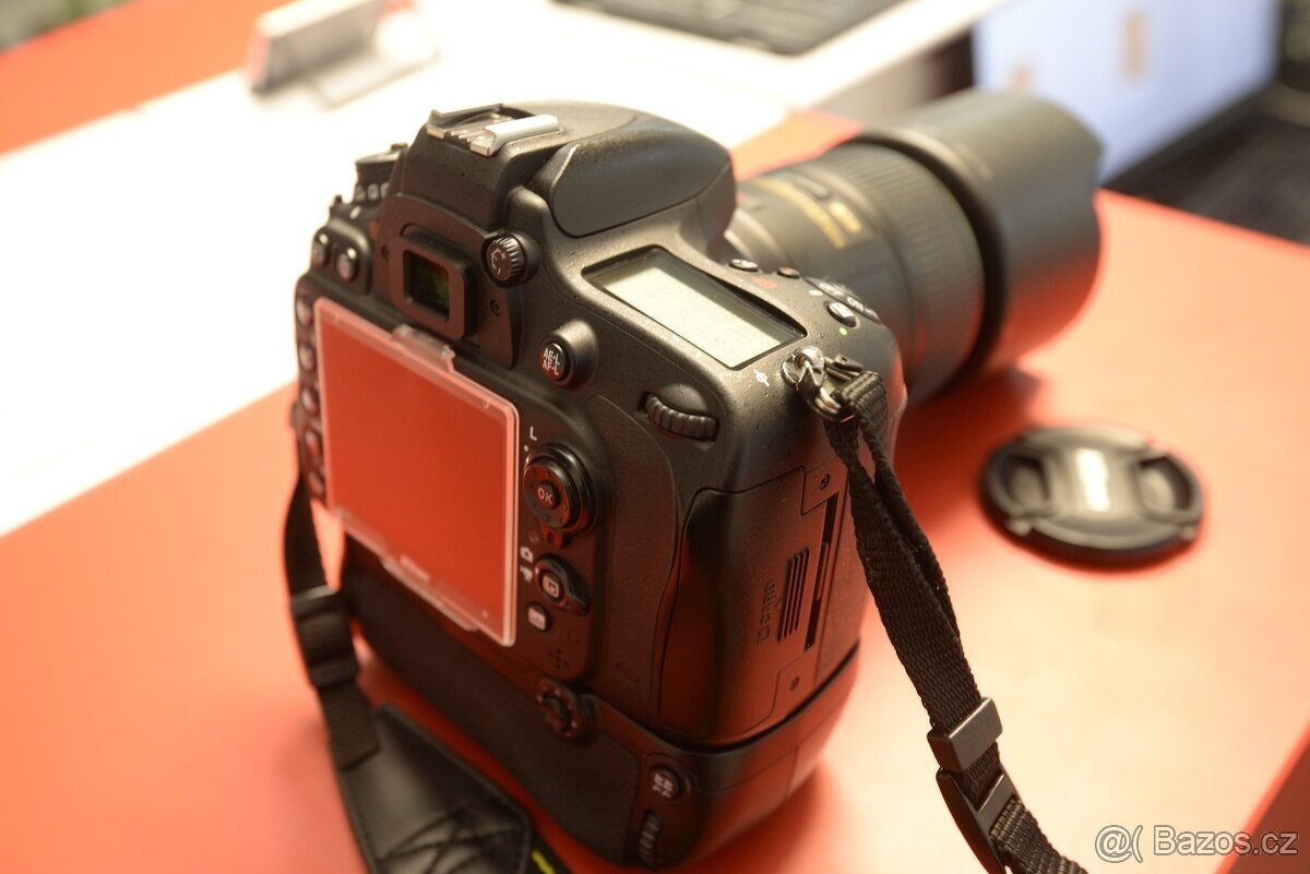 Nikon D610 + 105mm 2,8f VR + battery grip - 4