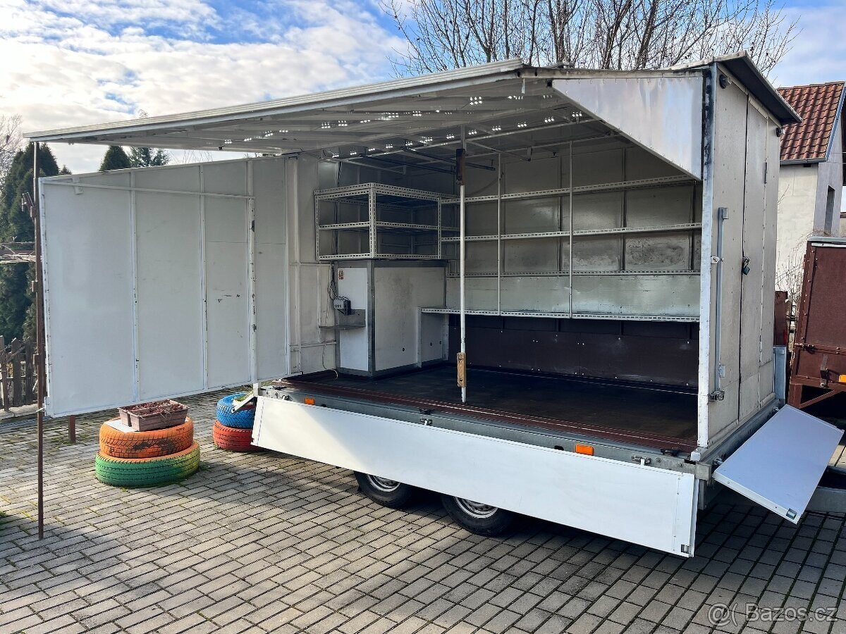 Pojízdná prodejna, vozík až 3,5t - 4