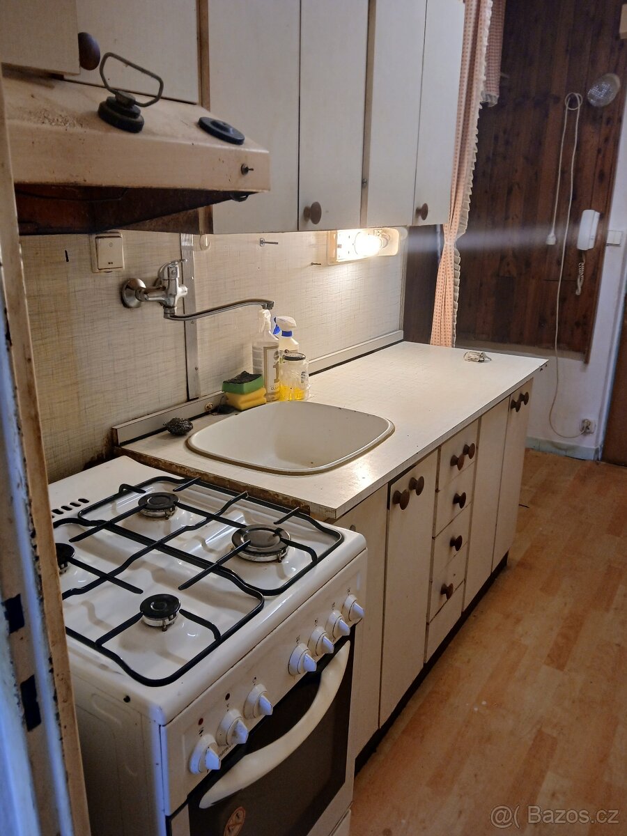 Pronájem bytu 1+1 ve Zlíně - 4