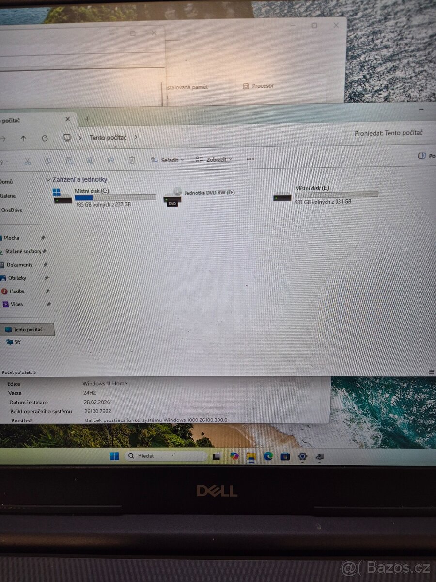 Velký notebook Dell Inspiron 3793 - 4