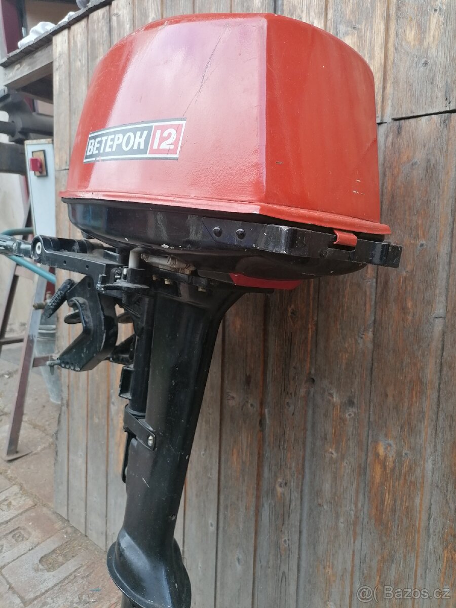 Lodní závěsný motor p - 4