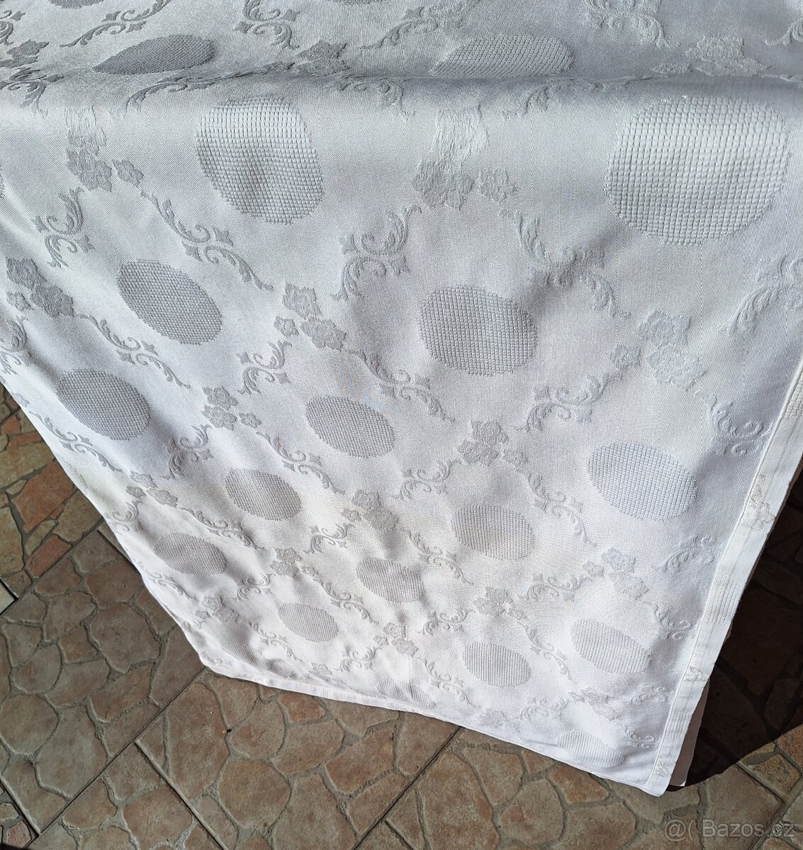 SLAVNOSTNÍ UBRUS vel. 127cm/123cm - 4