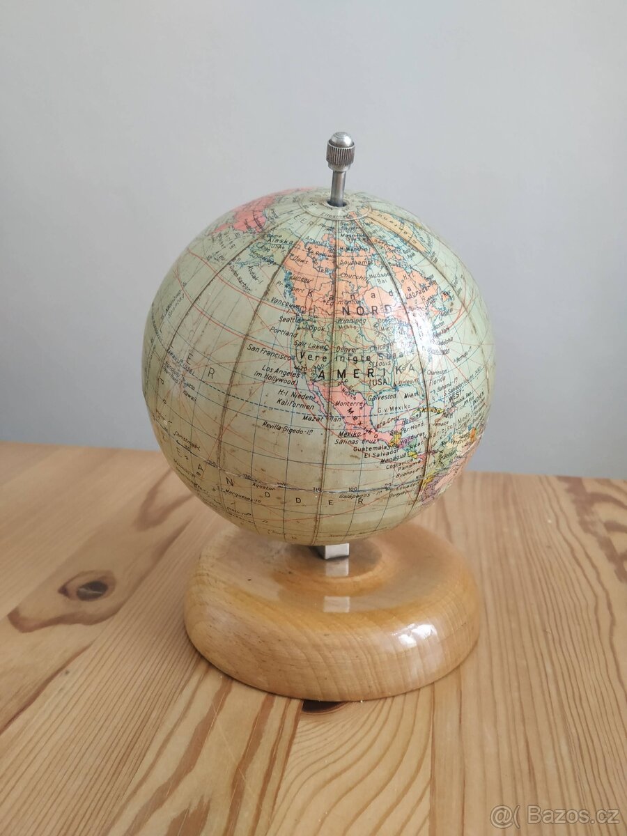 Malý glóbus 1957 - 4