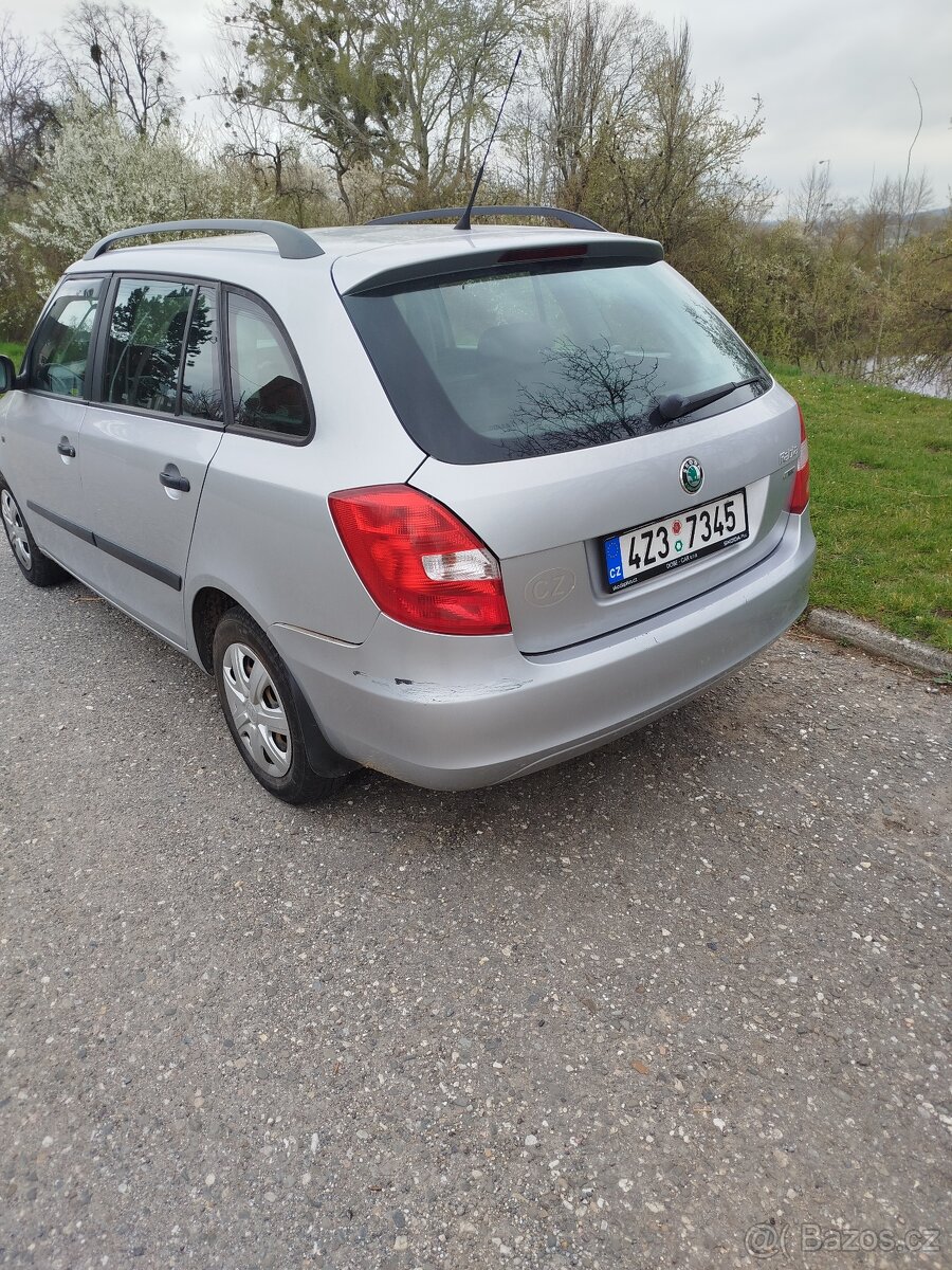 Škoda fabie 16v - 4