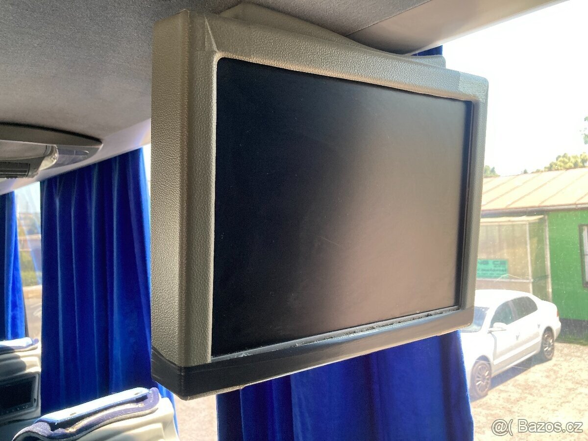 MERCEDES TRAVEGO 17shd - 4