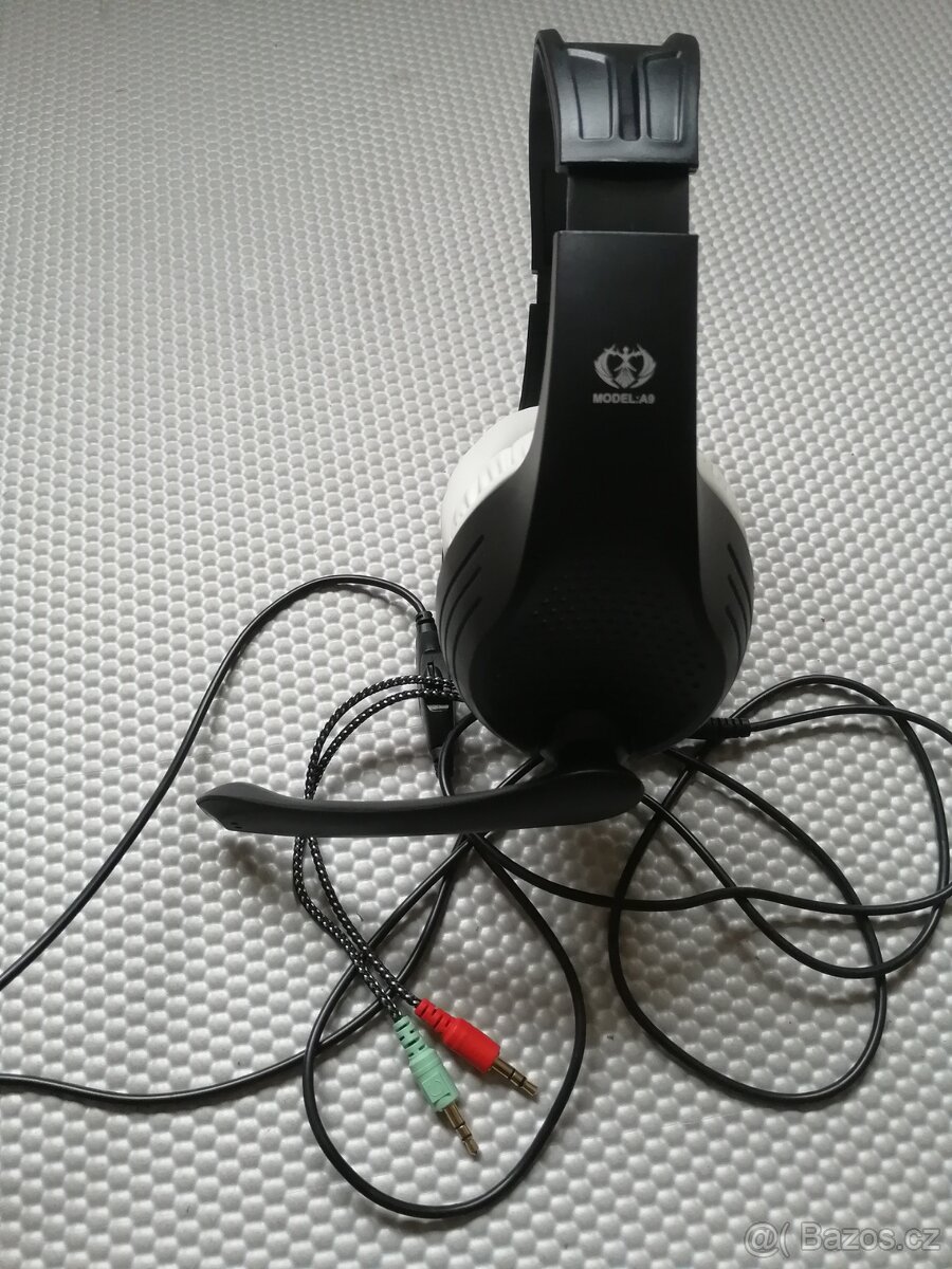 Sluchátka s mikrofonem - 4