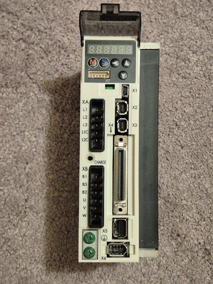 Prodám Panasonic AC Servo Driver MBDK2510CA1.
- 4