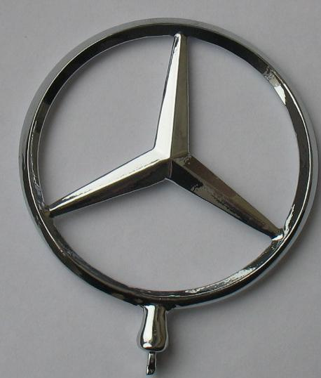 Mercedes - znak přední - 4