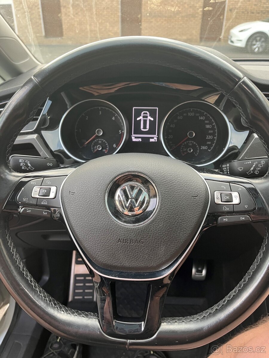 Volkswagen Touran, 1,6 TDI manuál, nová technická - 4