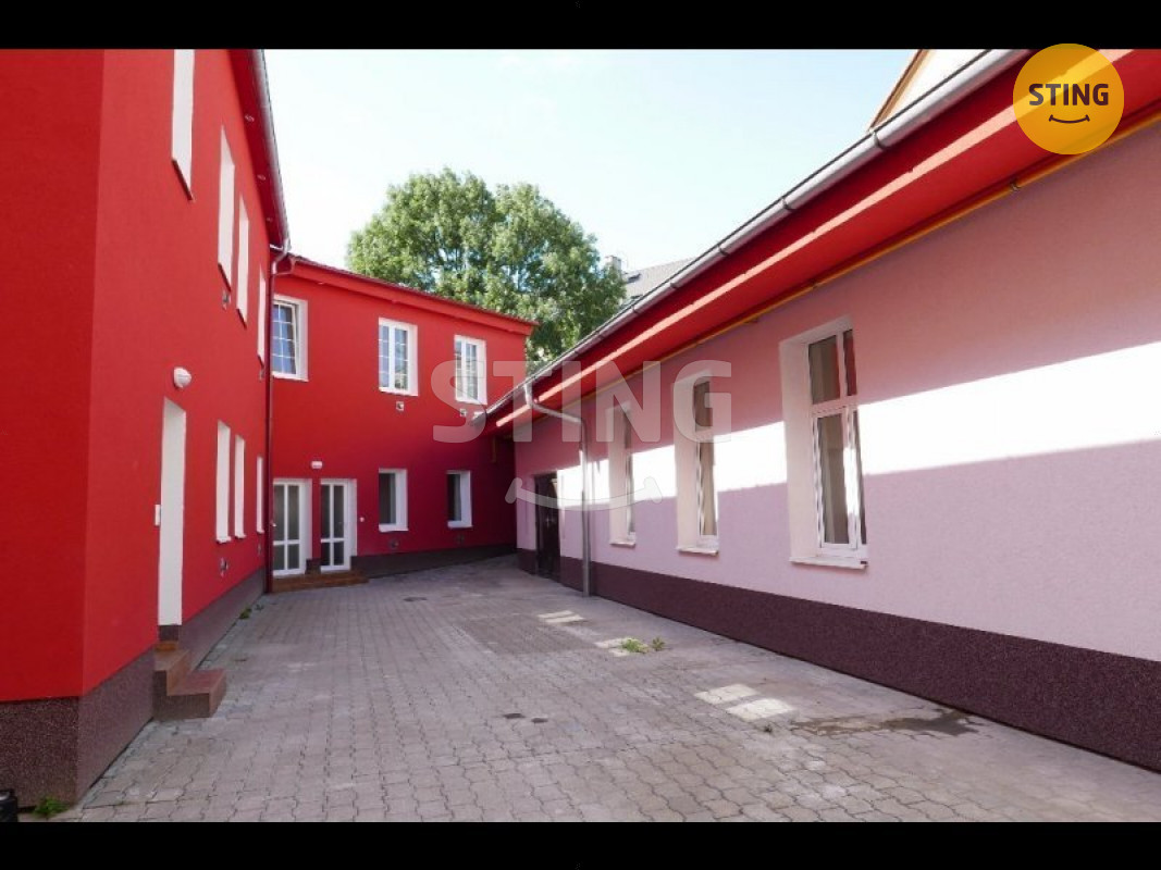 Pronájem prodejny se zázemím a skladem., 131342 - 4