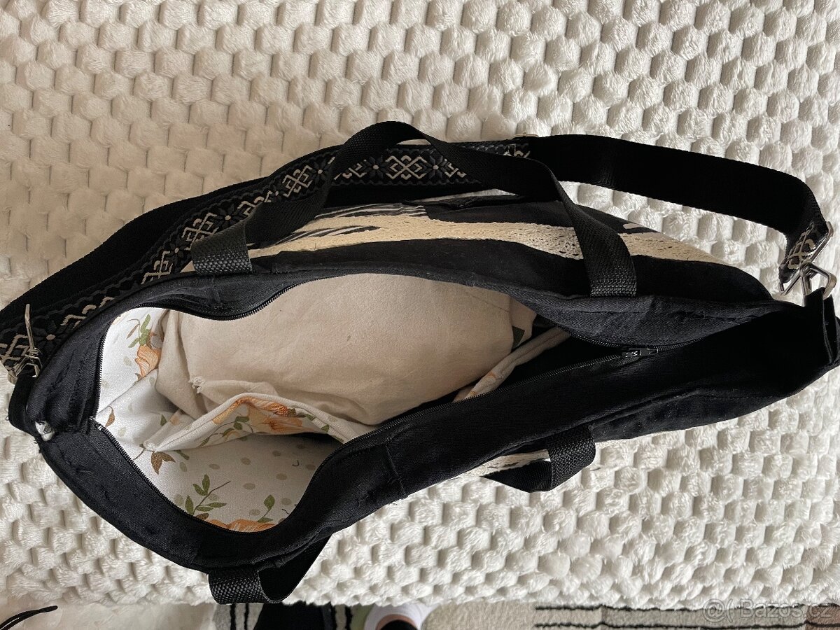 Krásná taška přes rameno i do ruky - 4