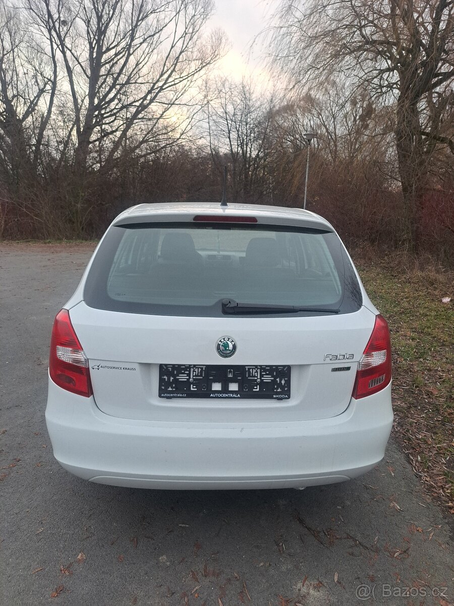 Škoda fabia 1.2 kombi r.v.2012 51 kw KLIM - 4