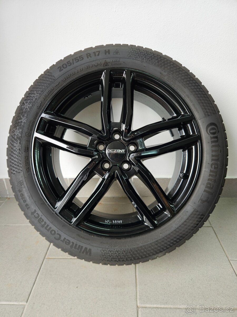 Alu Skoda Kamiq 5x100 Zimní 205/55/17 Continental - - 4