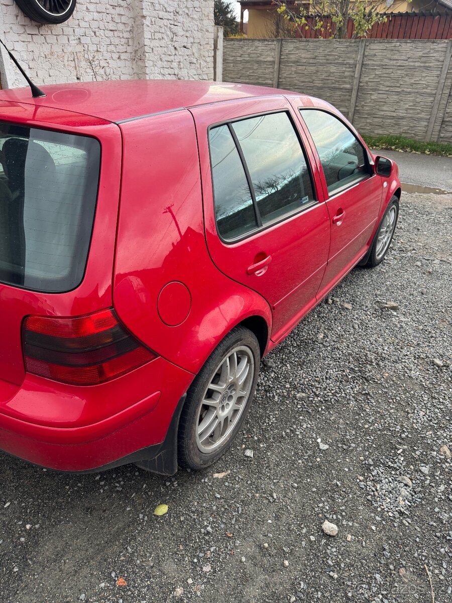 Volkswagen Golf 2.3 v5 4Motion - 4