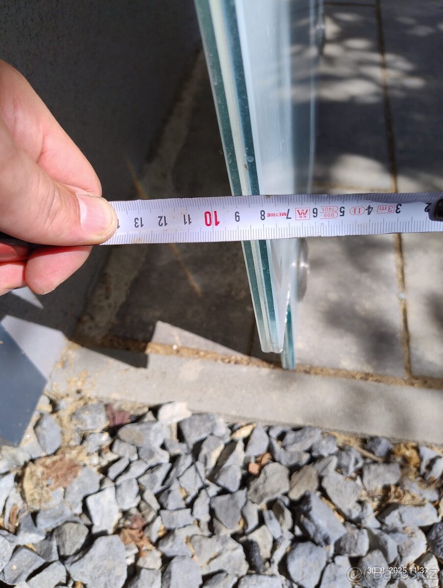 Vchodový skleněný přístřešek - 4