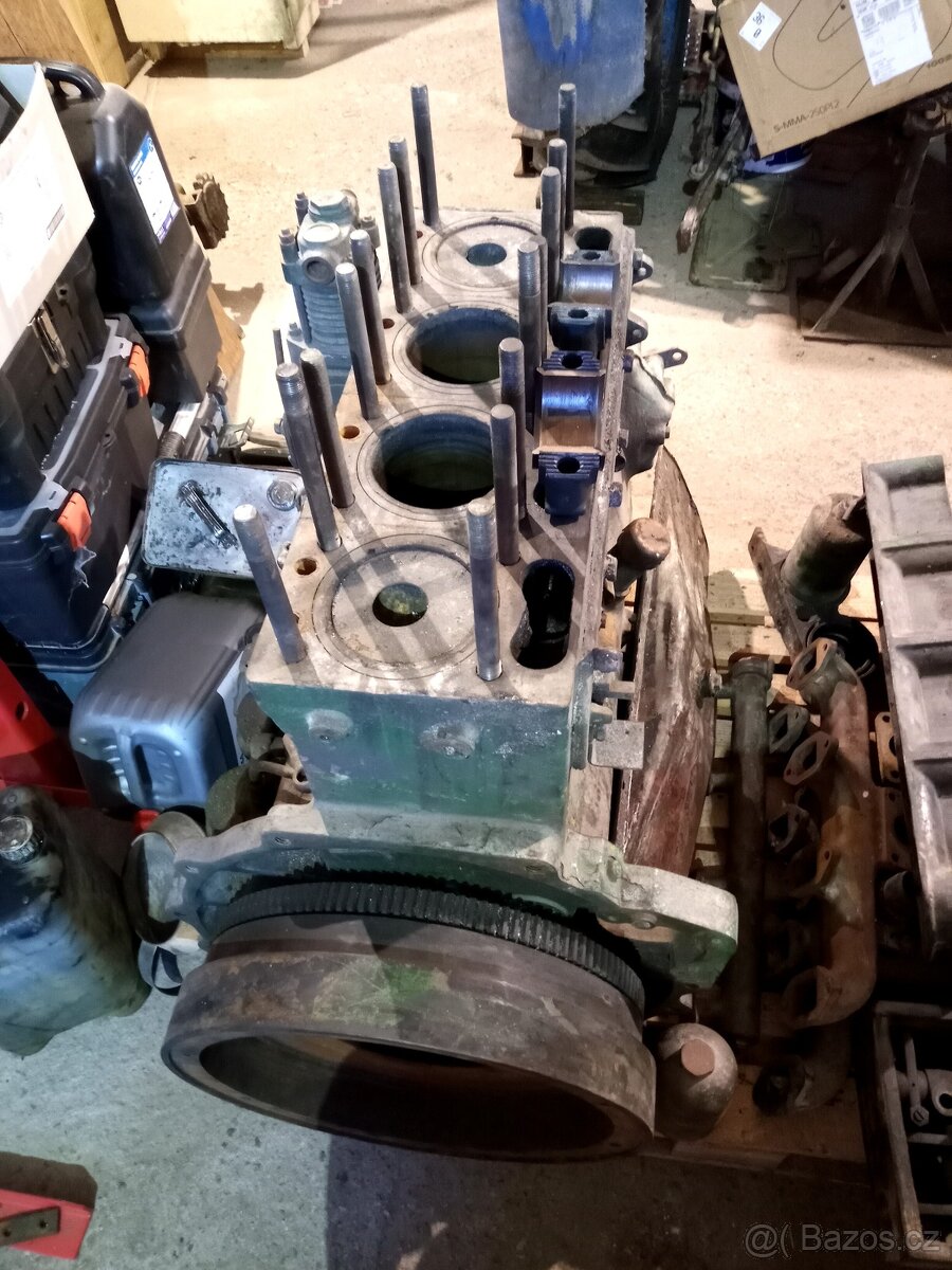 Zetor 50 Super motor - 4