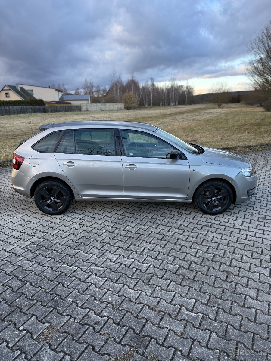 Škoda Rapid - 4
