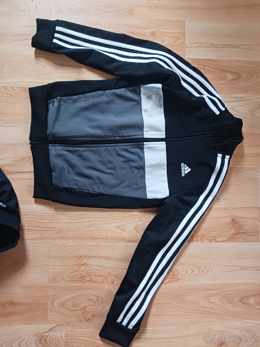 Tepláková souprava Adidas cca 7 / 8 let - 4