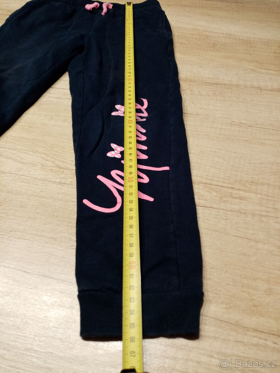 tepláky Minnie vel. 122 - 4