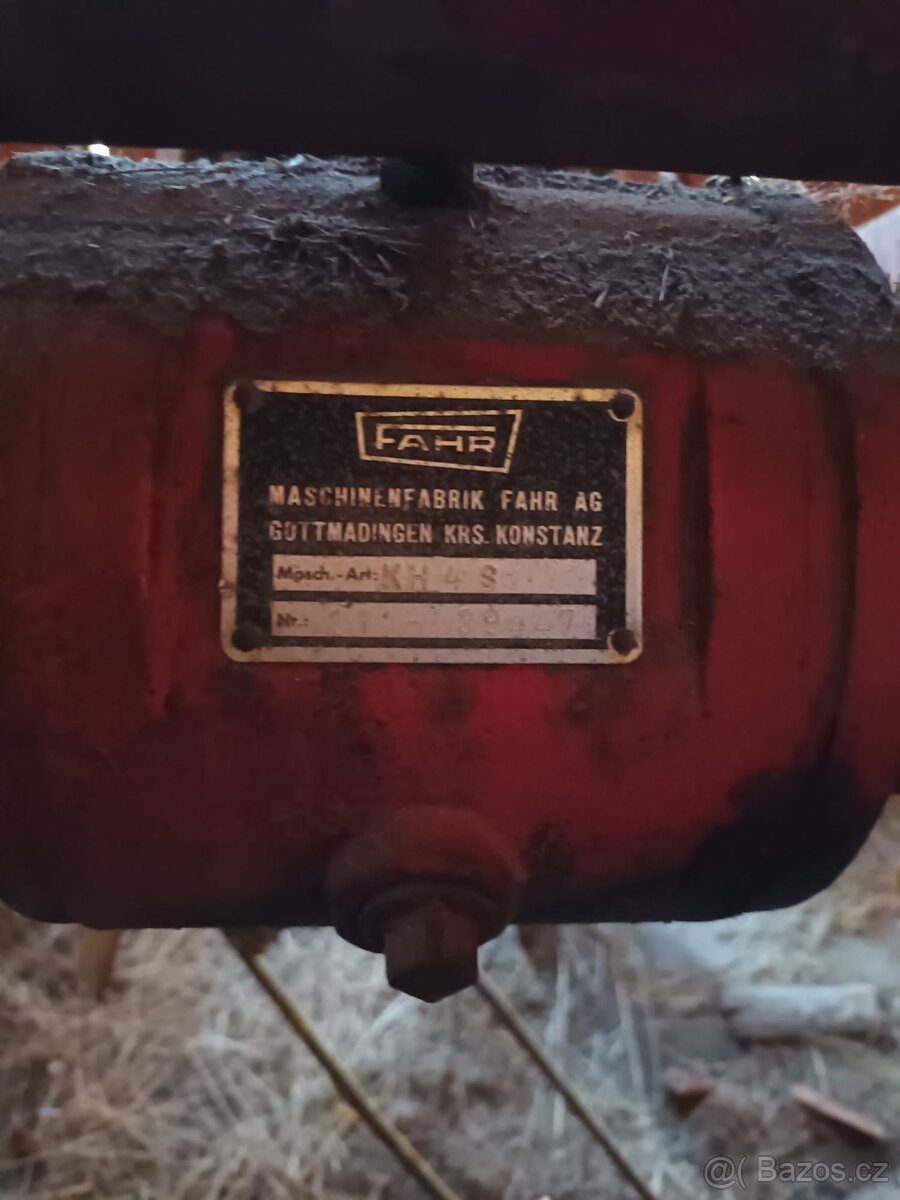 Obraceč a shrnovač sena - 4