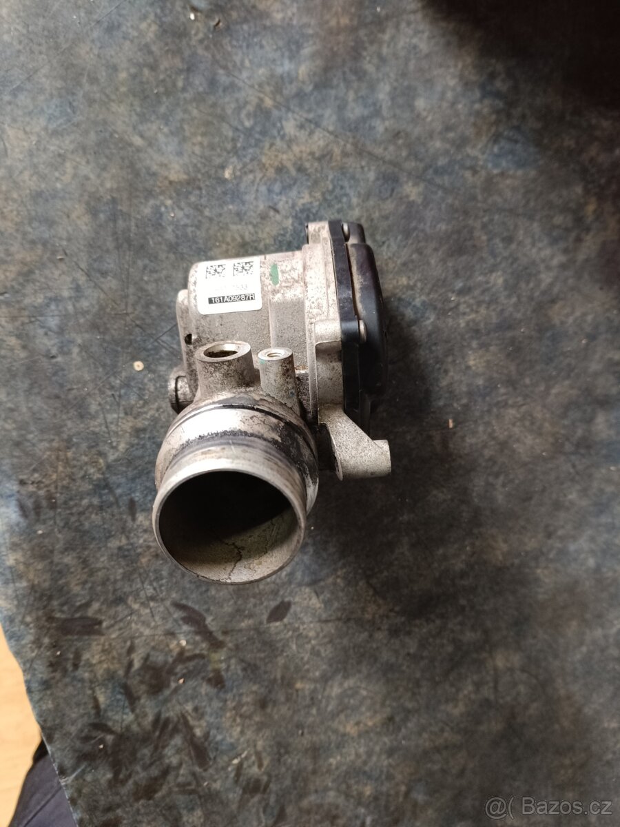 Škrtící klapka renault - 4