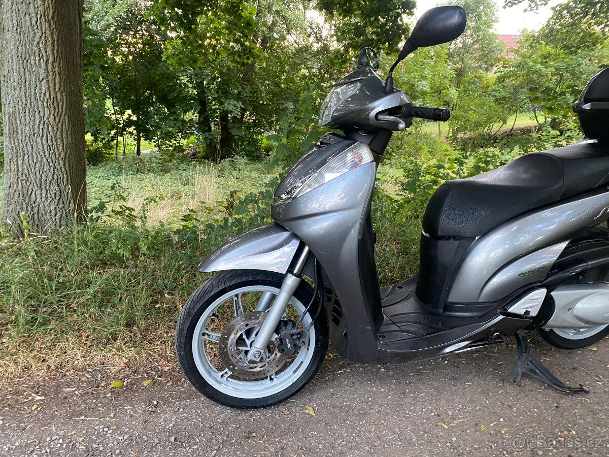 Honda SH 300 (2010) - 4