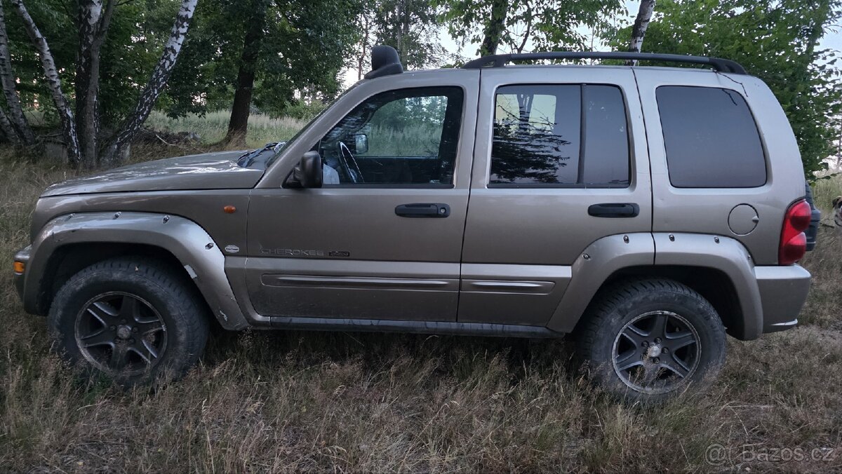 Jeep Cherokee 4x4 - 4
