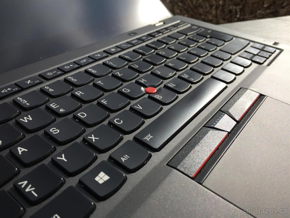 lehké pírko - Lenovo X1 Carbon 3rd Gen. - i7, IPS 2560x1440 - 4